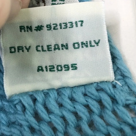 Aran Crafts Ireland Teal 100% Merino Wool Clover Knit Sweater - Picture 4 of 7